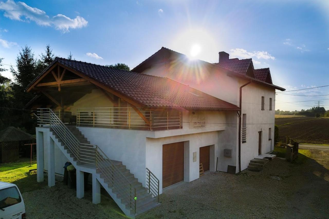 Harmony Hostel Zator Exterior photo